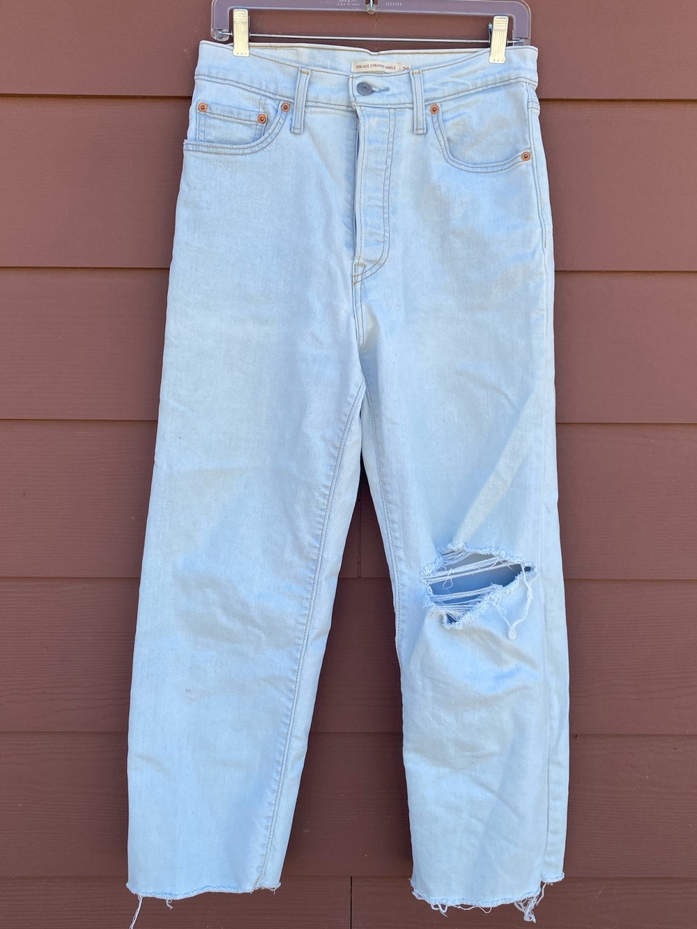 Levi’s  Women’s Ribcage Straight Ankle Light Wash Size 29x27
